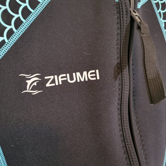 Zifumei Men's 3mm Shorty Front Zipper Wet Suit Size Small Black/Teal - Picture 2 of 6